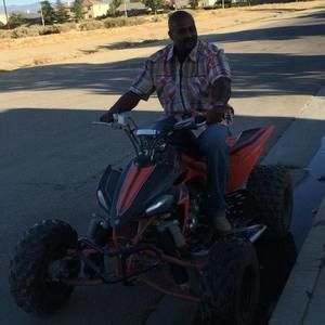 Meet your Posher, Dennis